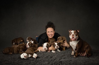 K&aelig;rlighed i pels: et liv med hunde, passion og f&aelig;llesskab